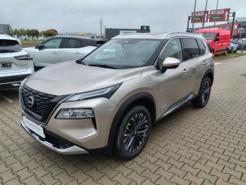 Nissan X-Trail e-POWER 213KM 4WD Tekna + Pakiet Premium  4WD R.<br /><small>(Samochód demonstracyjny)</small>