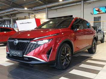 Nissan Qashqai TEKNA +BOSE skrzynia automatyczna   2025R.