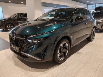 Nissan Qashqai 1,3 158 KM MHEV XTR / benzyna / N-Connecta / Panoramiczny dach / 2WD /   2025R.
