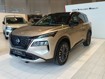 Nissan X-Trail Tekna Pakiet Premium 4WD  4WD R.