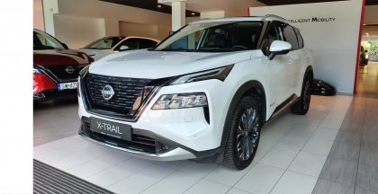 Nissan X-Trail e-POWER / Hybryda / Tekna / Pakiet Premium / Felgi 19" / 4WD /  4WD 2024R.<br /><small>(Samochód używany)</small>