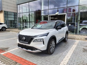 Nissan X-Trail Tekna P. Premium BOSE 20 Felgi  4WD R.<br /><small>(Samochód używany)</small>