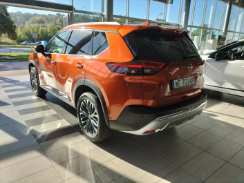 Nissan X-Trail Tekna + Pakiet Premium   R.<br /><small>(Samochód używany)</small>