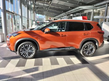 Nissan X-Trail Tekna + Pakiet Premium   R.<br /><small>(Samochód używany)</small>