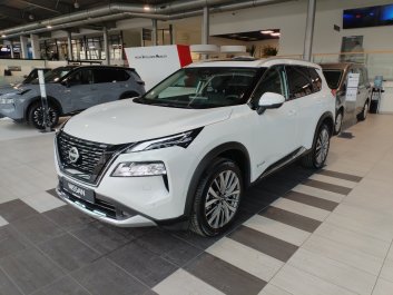 Nissan X-Trail Tekna  4WD 2024R.<br /><small>(Samochód używany)</small>