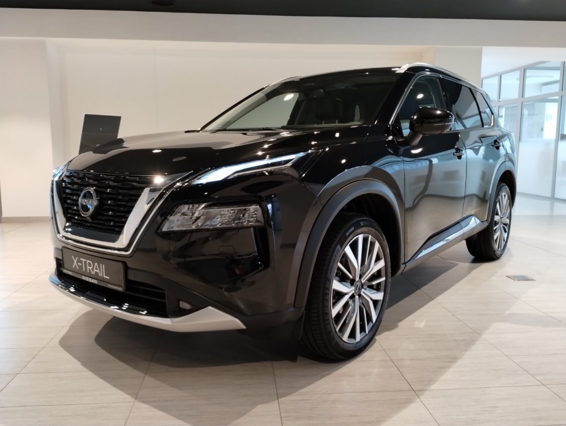Nissan X-Trail e-power  / Hybryda / TEKNA / Pakiet Premium / Felgi 20" / 4WD /  4WD R.